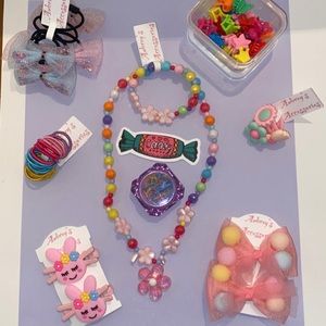 Aubrey’s Accessories 🌼🌺